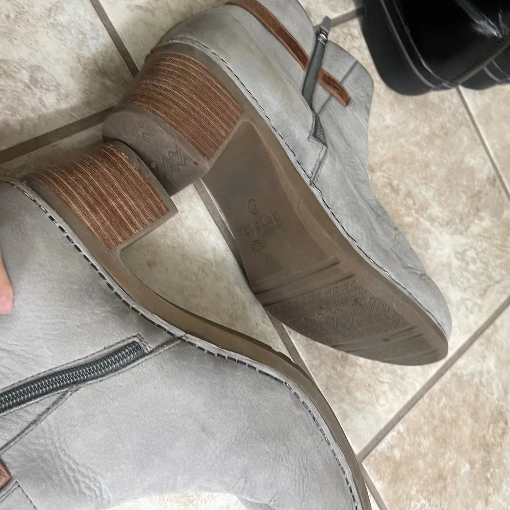 Dansko hatley Grey Leather Boots Side Buckle Wood Heel Women Size 41 USA 10.5-11